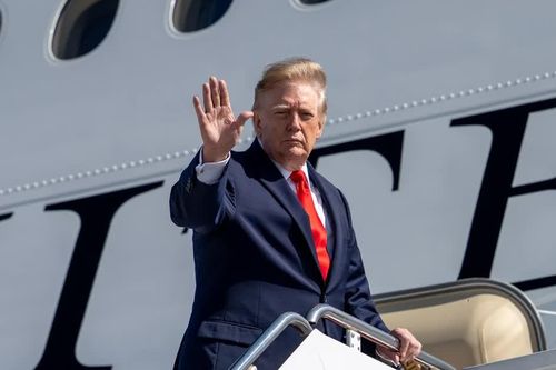 Ông Trump tuyên bố sắp thăm dò dầu khí và khoáng sản quy mô lớn tại Greenland
