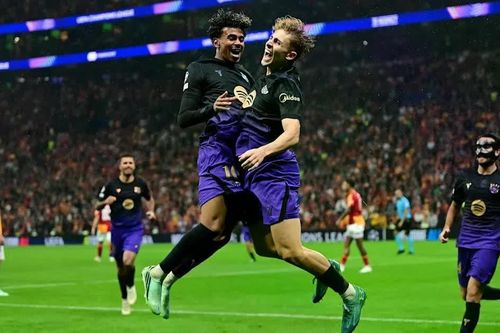 Màn ngược dòng bùng nổ của Barcelona