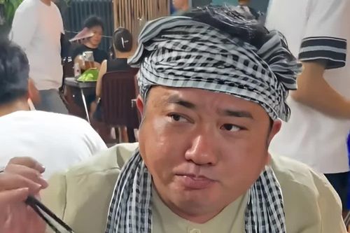 Thằng Cò 'Đất phương Nam' bán lẩu, giao hàng kiếm sống