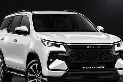 Bản xem trước khác lạ của Toyota Fortuner đời mới