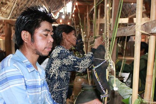 Tết ăn con dúi của người Ba Na: Những hạt gạo gửi ước nguyện đến thần linh