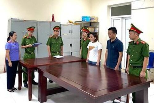 Phê chuẩn khởi tố hai vợ chồng về tội 'Trốn thuế'