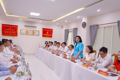 Giữ 'thước' thẳng để giữ kỷ luật, giữ niềm tin