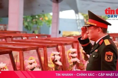 Thành kính truy điệu 731 liệt sĩ tại Công viên Lê Thị Riêng