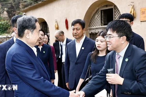Chủ tịch Quốc hội Trần Thanh Mẫn thăm Khu di tích Lương Gia Hà tại Trung Quốc