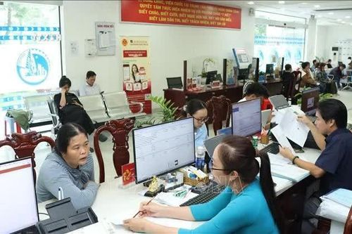 Hội nghị Trung ương 4: Tự đổi mới để phục vụ nhân dân tốt hơn