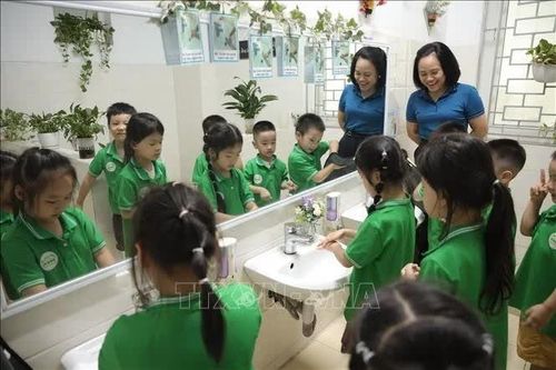 Bệnh tay chân miệng tăng: Phòng ngừa và phát hiện sớm tại trường học