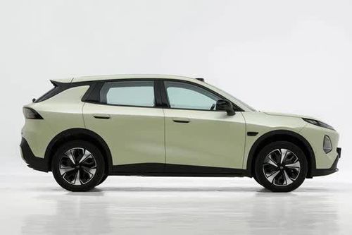SUV hạng C công suất 163 mã lực, giá chưa tới 350 triệu đồng
