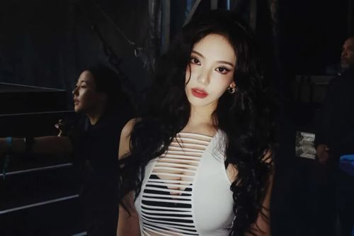 Ningning (aespa) khoe vẻ đẹp trưởng thành đầy cuốn hút