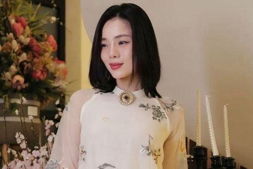 Lệ Quyên thông báo đang 'thai nghén' sau tin vui với bạn trai