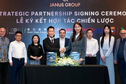 Lô trái phiếu biến chủ nợ thành cổ đông tại TCO Holdings