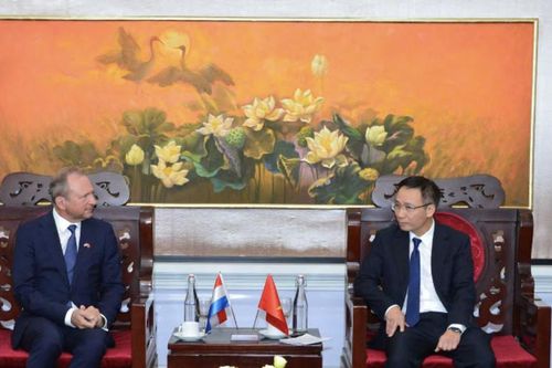 Tăng cường kết nối, thu hút dòng vốn từ Luxembourg vào thị trường chứng khoán Việt Nam