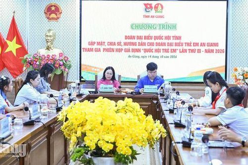 Trang bị kỹ năng cho đại biểu trẻ em An Giang dự “Quốc hội trẻ em”