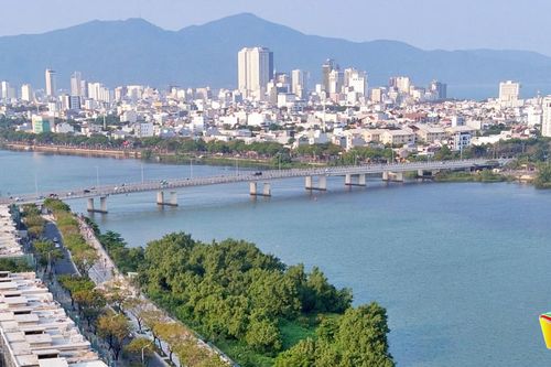 Phân luồng phục vụ thi công cụm nút giao cầu Hòa Xuân:Doanh nghiệp đề xuất 'mở đường' cho xe container