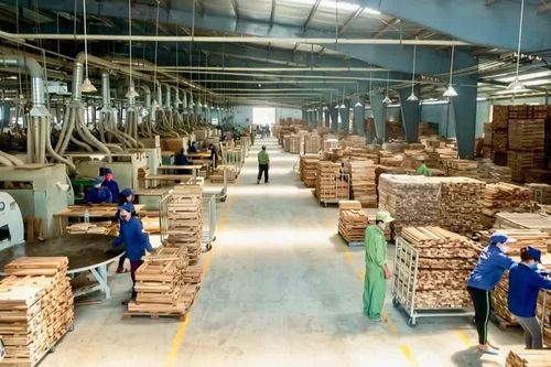 Mở rộng quy mô, nâng sức cạnh tranh cho kinh tế tư nhân