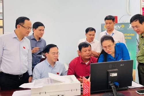 Ủy ban Khoa học, Công nghệ và Môi trường khảo sát chuyển đổi số tại Gia Lai
