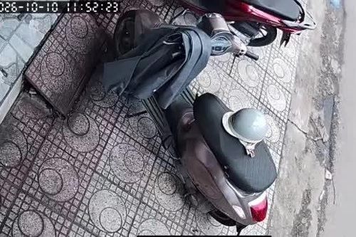Bắt nóng đối tượng trộm xe Vespa nhờ thiết bị định vị
