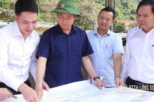 Lãnh đạo UBND tỉnh kiểm tra công tác giải phóng mặt bằng, quản lý đất đai, xây dựng tại xã Hoàng Văn Thụ