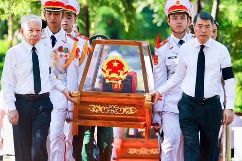 Xin cúi đầu, xin biết ơn