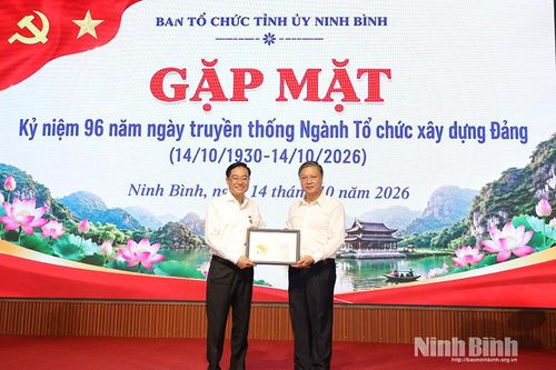 Gặp mặt kỷ niệm 96 năm Ngày truyền thống ngành Tổ chức xây dựng Đảng