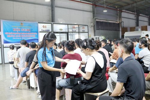 Tuyên truyền nghị quyết công đoàn và chính sách liên quan đến đoàn viên, công đoàn, người lao động