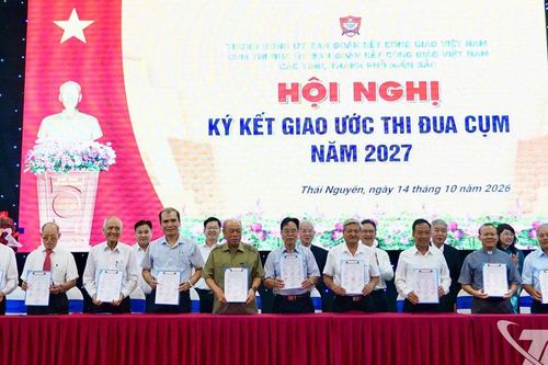 Đồng bào Công giáo tích cực thi đua, góp sức xây dựng quê hương