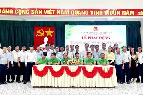 Đồng hành cùng nông dân trên hành trình đổi mới