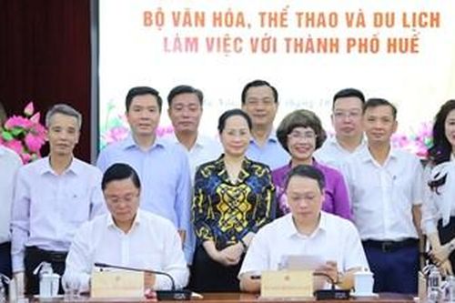 Ký kết Kế hoạch phối hợp hành động về phát triển văn hóa, thể thao và du lịch đến năm 2030