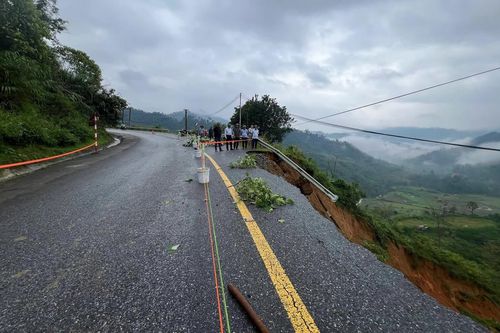 Thanh Hóa: Hơn 18,5 tỷ đồng khẩn cấp khắc phục sạt lở trên 2 tuyến đường