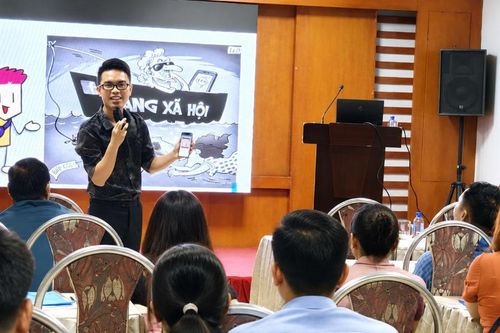 Hỗ trợ HTX vùng đồng bào dân tộc thiểu số mở rộng đầu ra trên sàn trực tuyến