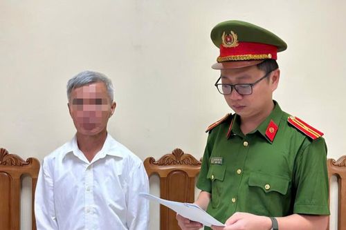 Khởi tố 2 cựu cán bộ xã tự ý bán đất công