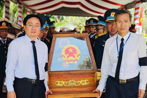 Cuộc hành quân trong lẽ Đạo và tình Đời