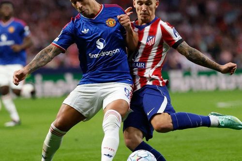 Wayne Rooney chỉ trích Lisandro Martínez: 'Cậu ấy đã vượt quá giới hạn'