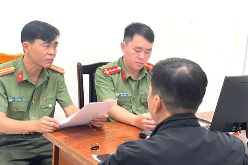 Bị phạt 7,5 triệu vì chuyển cuộc gọi đòi nợ sang đường dây nóng cơ quan công an