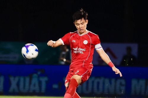 Thể Công Viettel thua Persib Bandung 0-1 trong trận có 2 thẻ đỏ