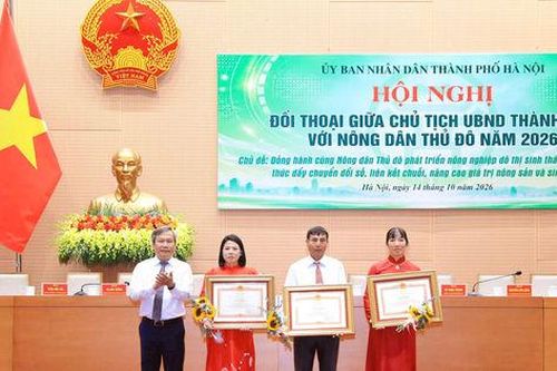 Chủ tịch UBND TP Hà Nội Vũ Đại Thắng đối thoại với nông dân về phát triển nông nghiệp