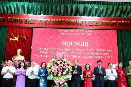 Xã Đan Phượng: Cán bộ làm công tác Đảng cần vững chuyên môn, gần dân, sát cơ sở