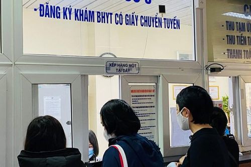 Cử tri kiến nghị giảm thủ tục về chuyển tuyến khám chữa bệnh BHYT, Bộ Y tế phản hồi gì?