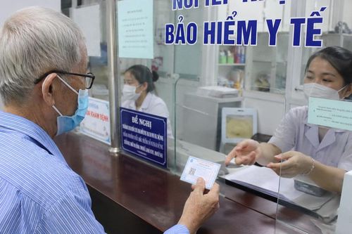 Chi tiết mức hưởng BHYT của người cao tuổi khi đi khám, chữa bệnh