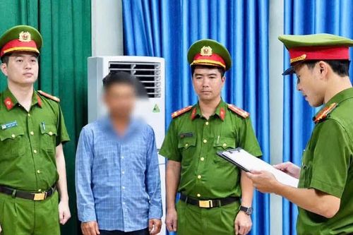 Livestream chuyện người khác - Coi chừng vi phạm pháp luật!