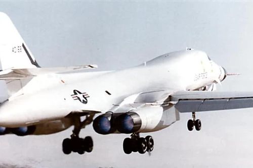 Tổng thống Reagan 'hồi sinh' B-1: Lý do Mỹ quyết định sản xuất lại oanh tạc cơ từng bị hủy?