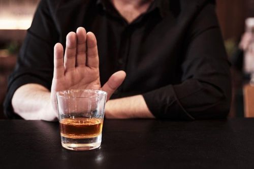 Điều gì xảy ra với cơ thể khi bạn ngừng uống rượu?