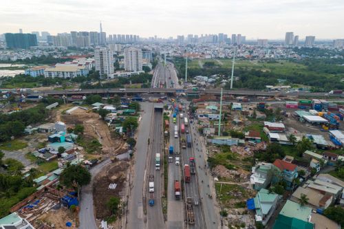Tin vui cho tài xế qua nút giao Mỹ Thủy khi nhánh cầu mới sắp thông