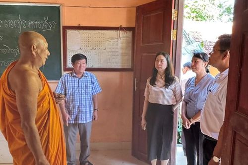 An Giang giám sát thực hiện chính sách hỗ trợ dạy tiếng nói, chữ viết Khmer