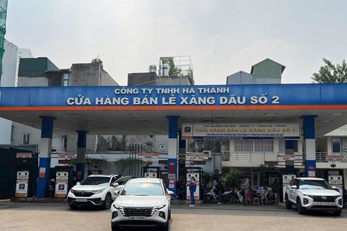 Giá xăng E10 giảm hơn 1.200 đồng/lít, dầu mazut tăng mạnh