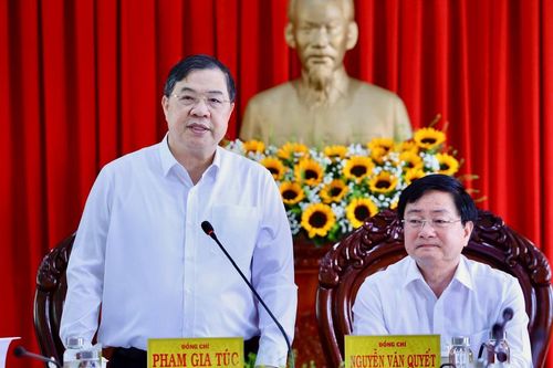 Phó Thủ tướng Thường trực Phạm Gia Túc: Tây Ninh phấn đấu tăng trưởng năm 2026 từ 10,5% trở lên