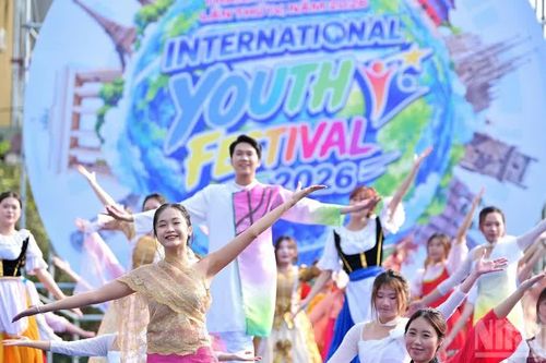 [Ảnh] Rực rỡ sắc màu Festival Thanh niên quốc tế lần thứ 4