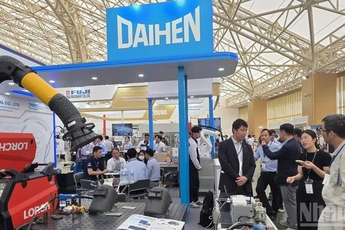 Nâng sức cạnh tranh cho doanh nghiệp công nghiệp hỗ trợ Việt Nam
