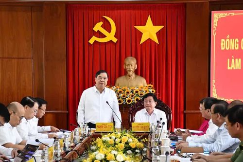 Phó Thủ tướng Thường trực Phạm Gia Túc: Ủng hộ chủ trương của tỉnh Tây Ninh phấn đấu trở thành thành phố trực thuộc Trung ương