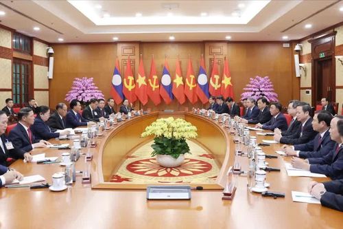 Việt Nam - Lào gắn hợp tác kinh tế với bảo đảm quốc phòng, an ninh